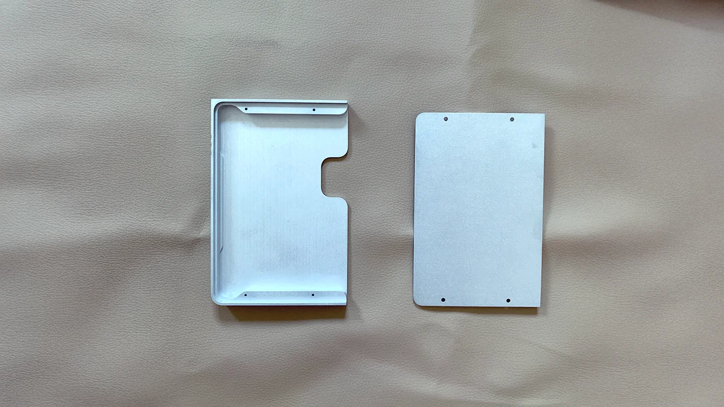 Concept9-Aluminium-Prototype CNC milled aluminium prototype of sketch pad design